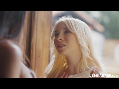 ❤️ Djevojka dolazi kući nekoliko mjeseci kasnije i na kraju jede mačkinu macu ❤️ Super porno na bs.pornolymp.ru ❌️